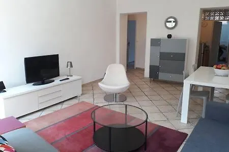 2 Pieces Centre Ville Garibaldi Acropolis Ницца